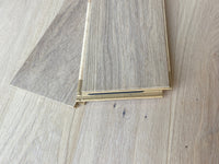 Parquet Contrecollé chêne 1 frise brossé verni mat blanchi  1092x155x14mm (BC8-DBE1-L05-BLR-K14155-M) (declassé)