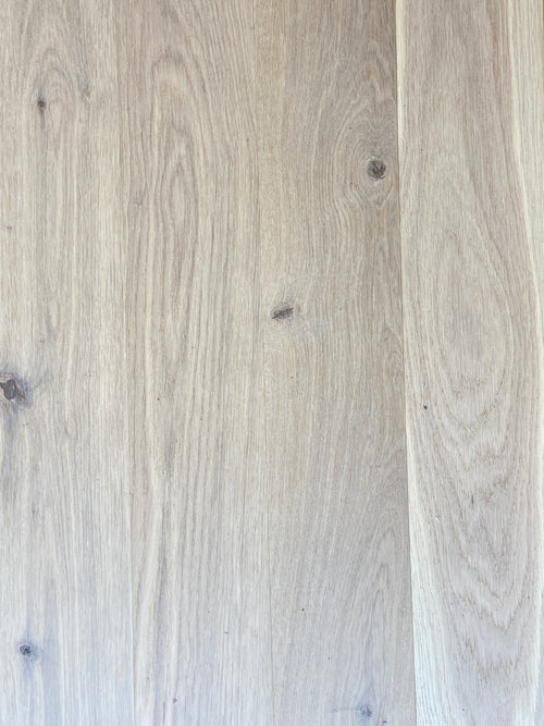 Parquet Contrecollé chêne 1 frise brossé, verni mat blanchi (déclassé)