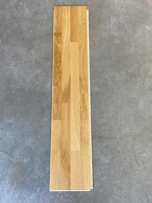 Parquet Contrecollé chêne 4 frises verni satiné (rustic)