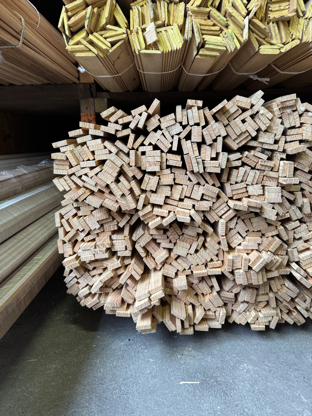 Liteau pin maritime - 8x27 - L=2,4m