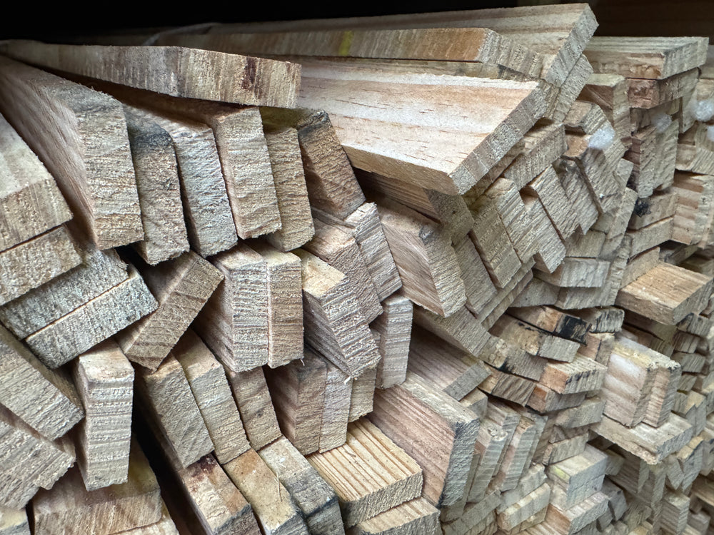 Liteau pin maritime - 8x27 - L=2,4m