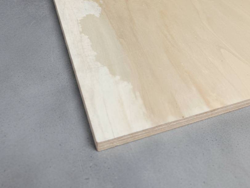 Contreplaqué 100% peuplier intumescent - 2500 x 1220 x 18 mm (défaut visuel)