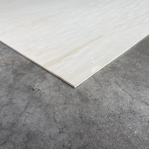 Contreplaqué 100% peuplier - 2440 x 1220 x 05 mm (direct usine)