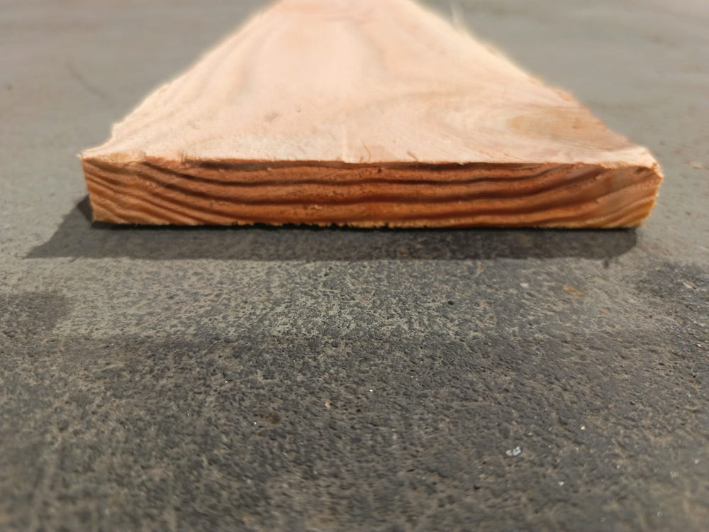 Planche Douglas - 18x150 - L=4m (déclassé - ne pas utiliser en structurel)