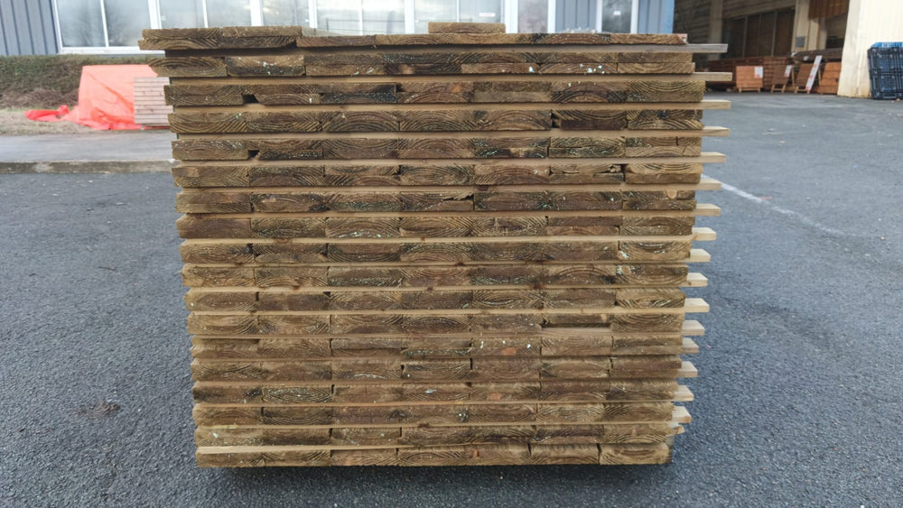 Planche Douglas classe 3 vert - 18x150 - L=4m