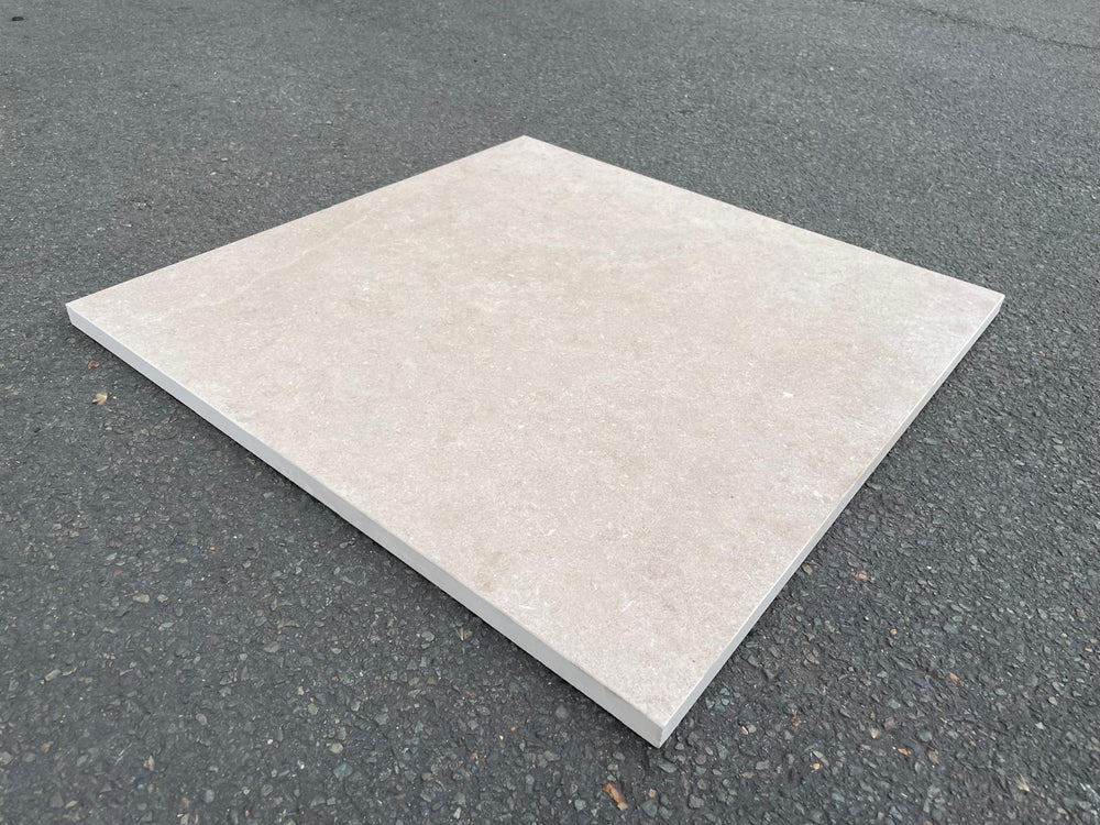 Carrelage extérieur grès cérame rectifié structuré couleur ivoire - gamme Inaya ref L975 - 60x60cm - Ep= 20mm - Novoceram
