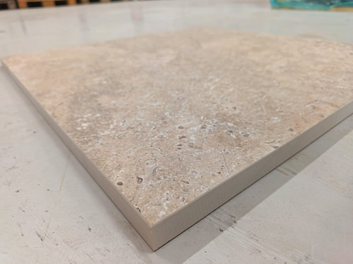 Carrelage extérieur grès cérame rectifié structuré couleur Natural - gamme Tiber ref H093 - 60x60cm - Ep= 20mm - Novoceram