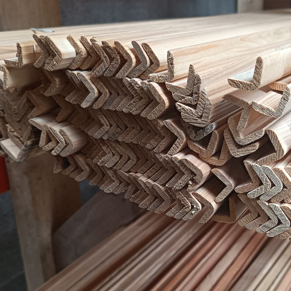 Baguette d'angle - 22x22 - L=2,5m