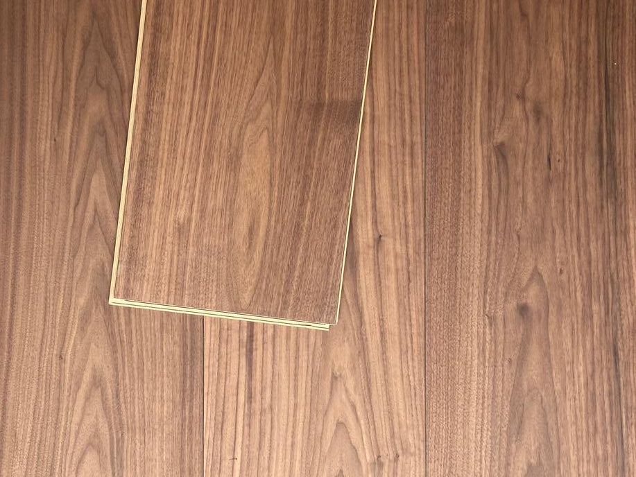 Contrecollé Meister 8912 Noyer d'Amérique animé verni ultra mat (Gamme Lindura HD400)