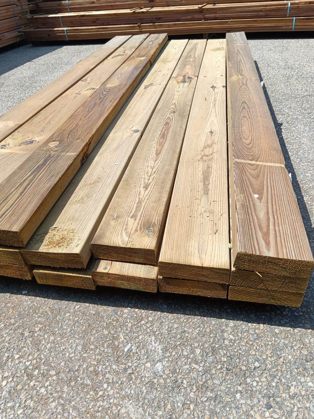 Bois d'ossature pin classe 4 vert - 45x145 - L=2,5m