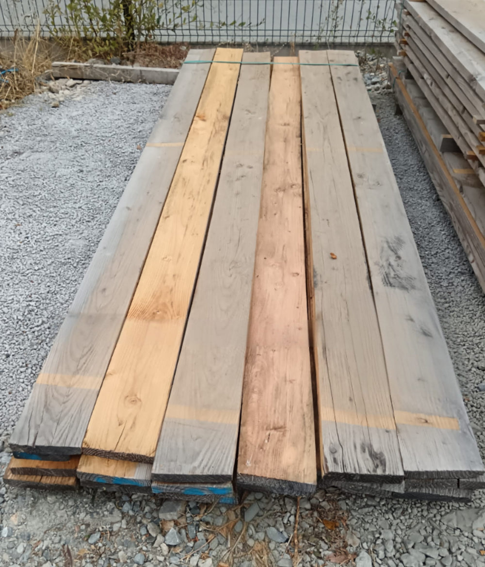 Poutre douglas bois massif classe 3 - 75 x 215 - L=5.5m (Noirci)
