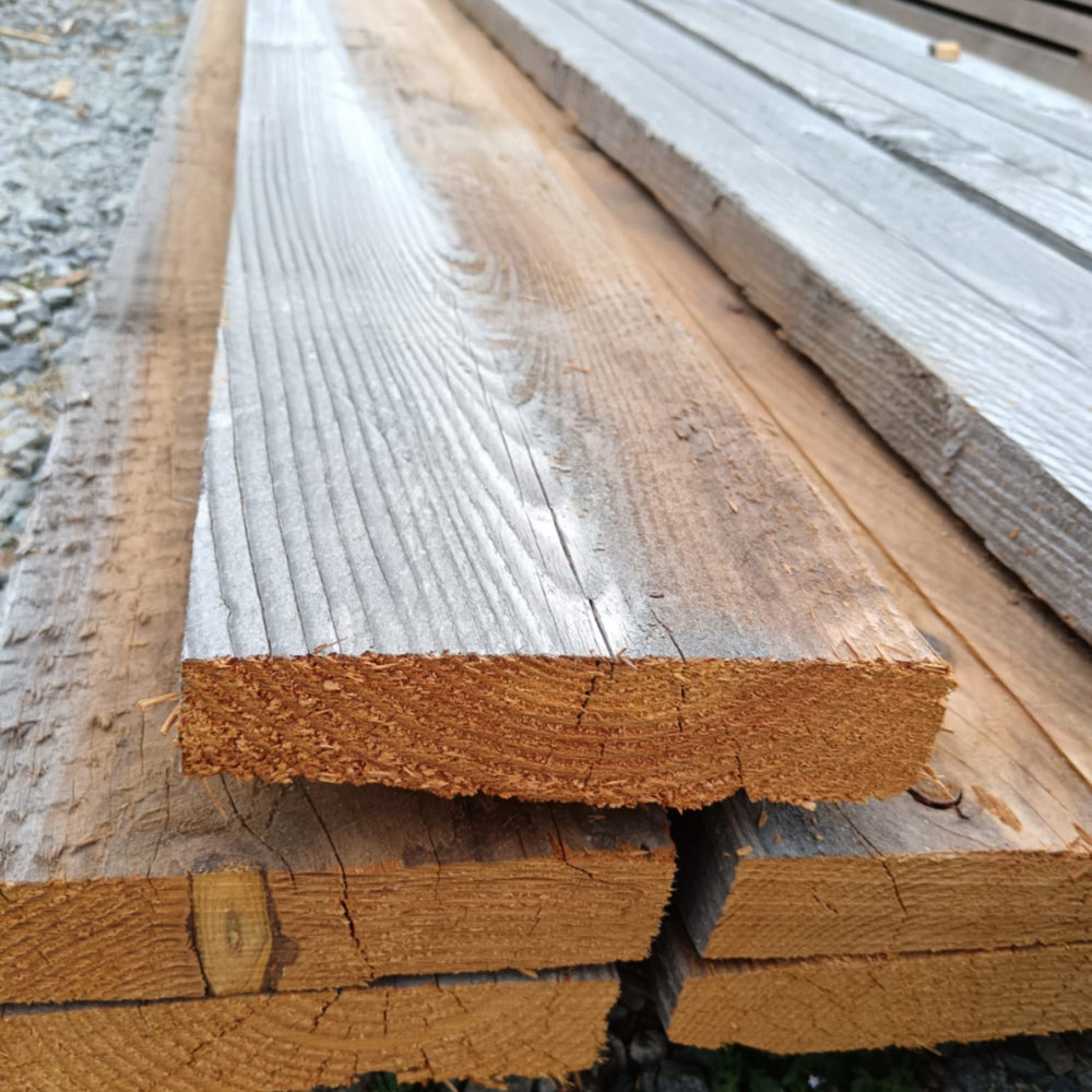 Poutre douglas bois massif classe 3 - 75 x 215 - L=5.5m (Noirci)