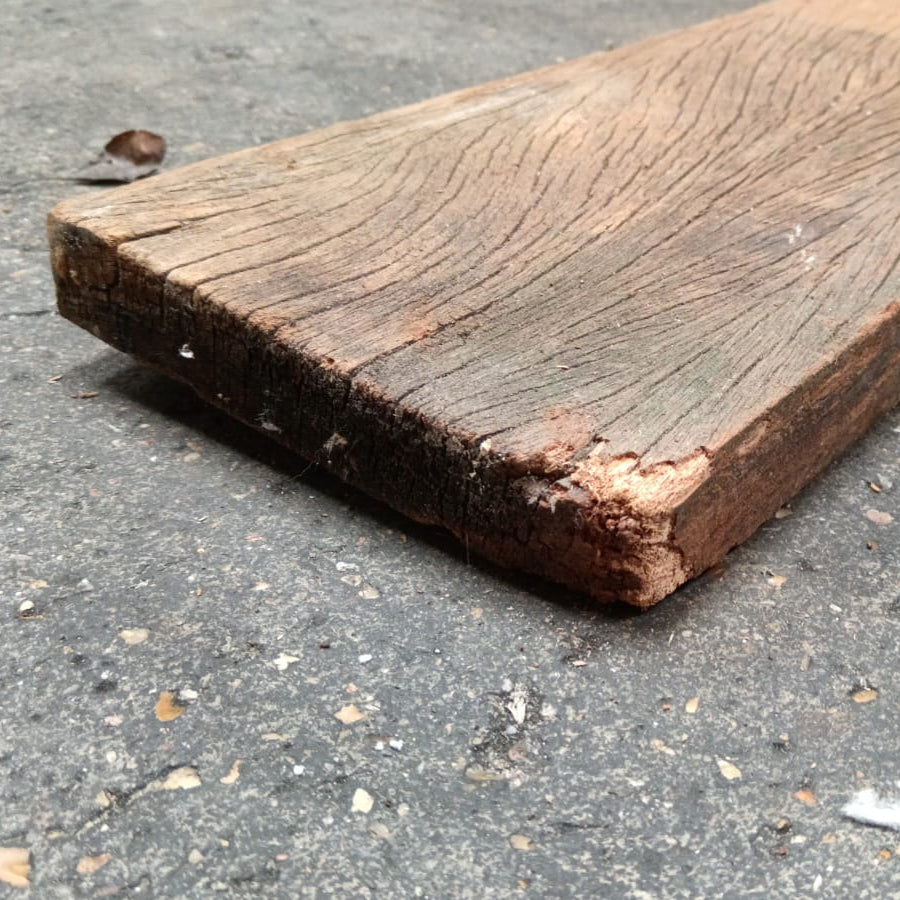 Planche en acajou sapelli - 945 x 195 mm - épaisseur 33 mm