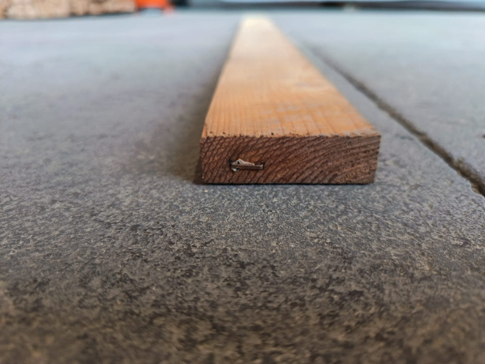 Planche sapin - 18x56 - L=0,9m
