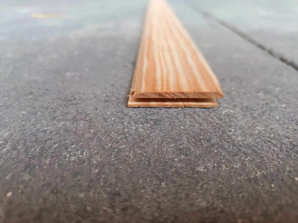 Plinthe pin - 9x68 - L=2m