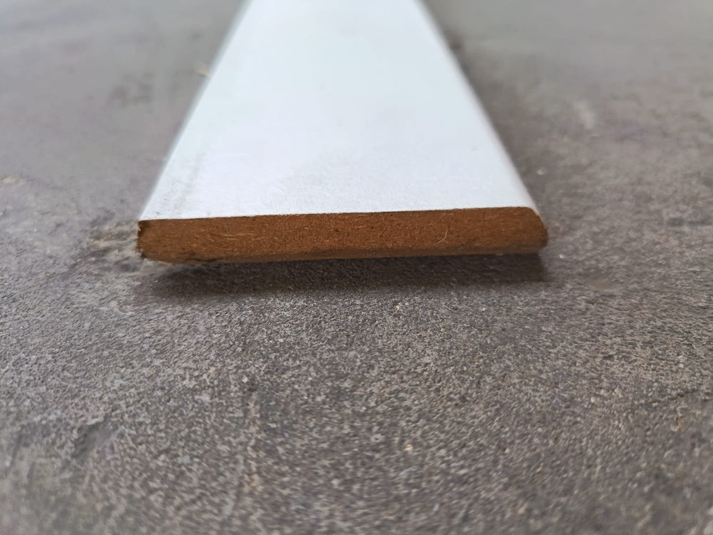 Plinthe MDF Blanc satiné - 9x70 - L=2,2m — vue 2