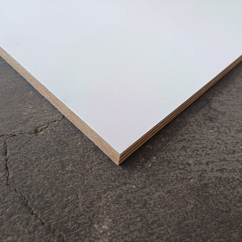 Contreplaqué okoumé pré-peint - 2500 x 1220 x 15 mm (défaut visuel)
