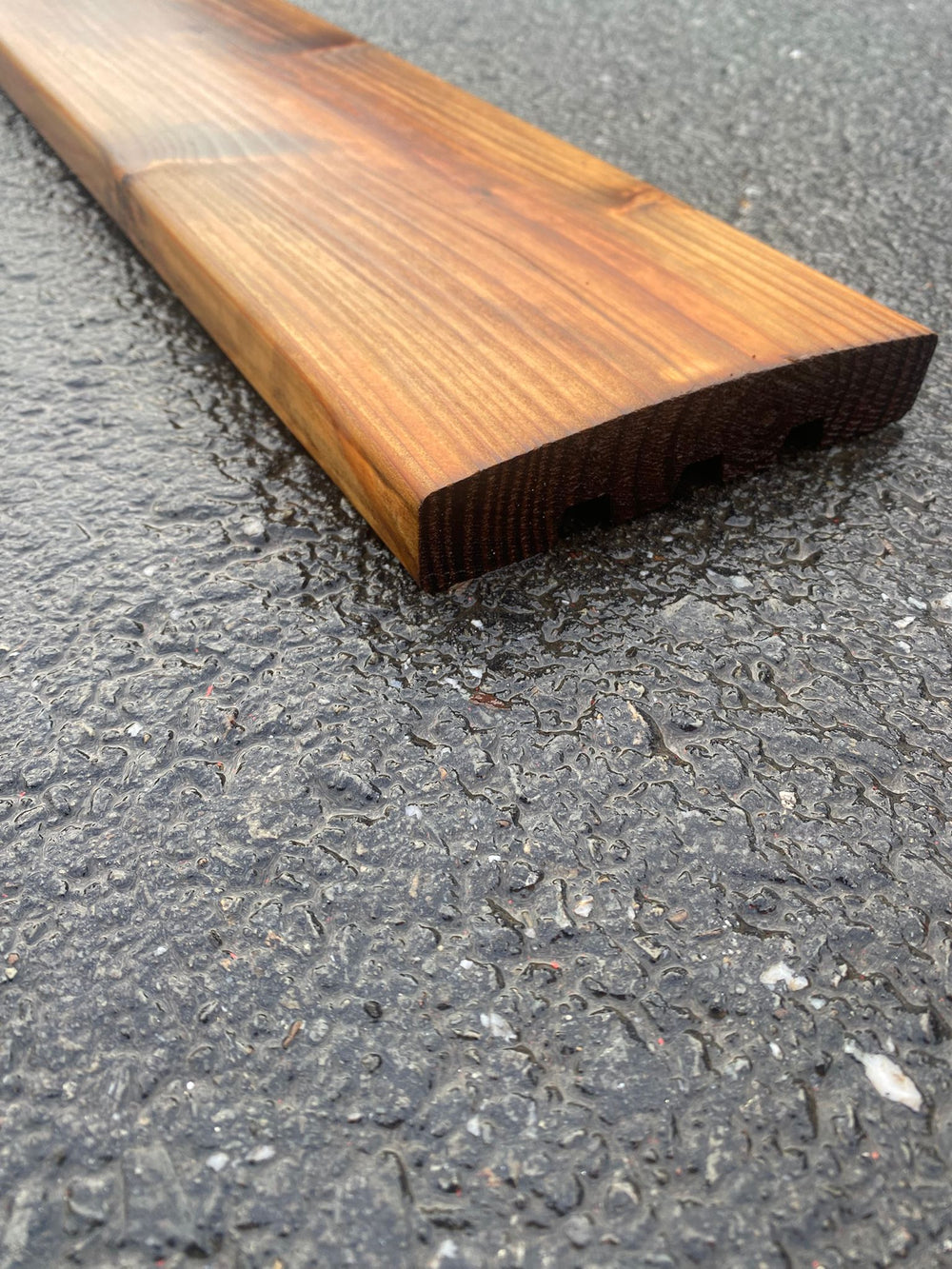 Lame de terrasse douglas marron classe 3 - 28x145 - L=4m (profil Catalina)