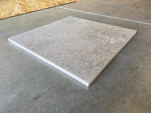 Carrelage extérieur grès cérame structuré antidérapant rectifié couleur Naturel - Gamme Solithe ref L063 - 60x60cm - Ep= 20mm - Novoceram