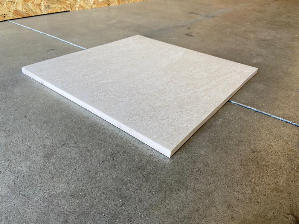Carrelage extérieur grès cérame rectifié structuré couleur calcite - gamme Kobe ref F844 - 60x60cm - Ep= 20mm - Novoceram