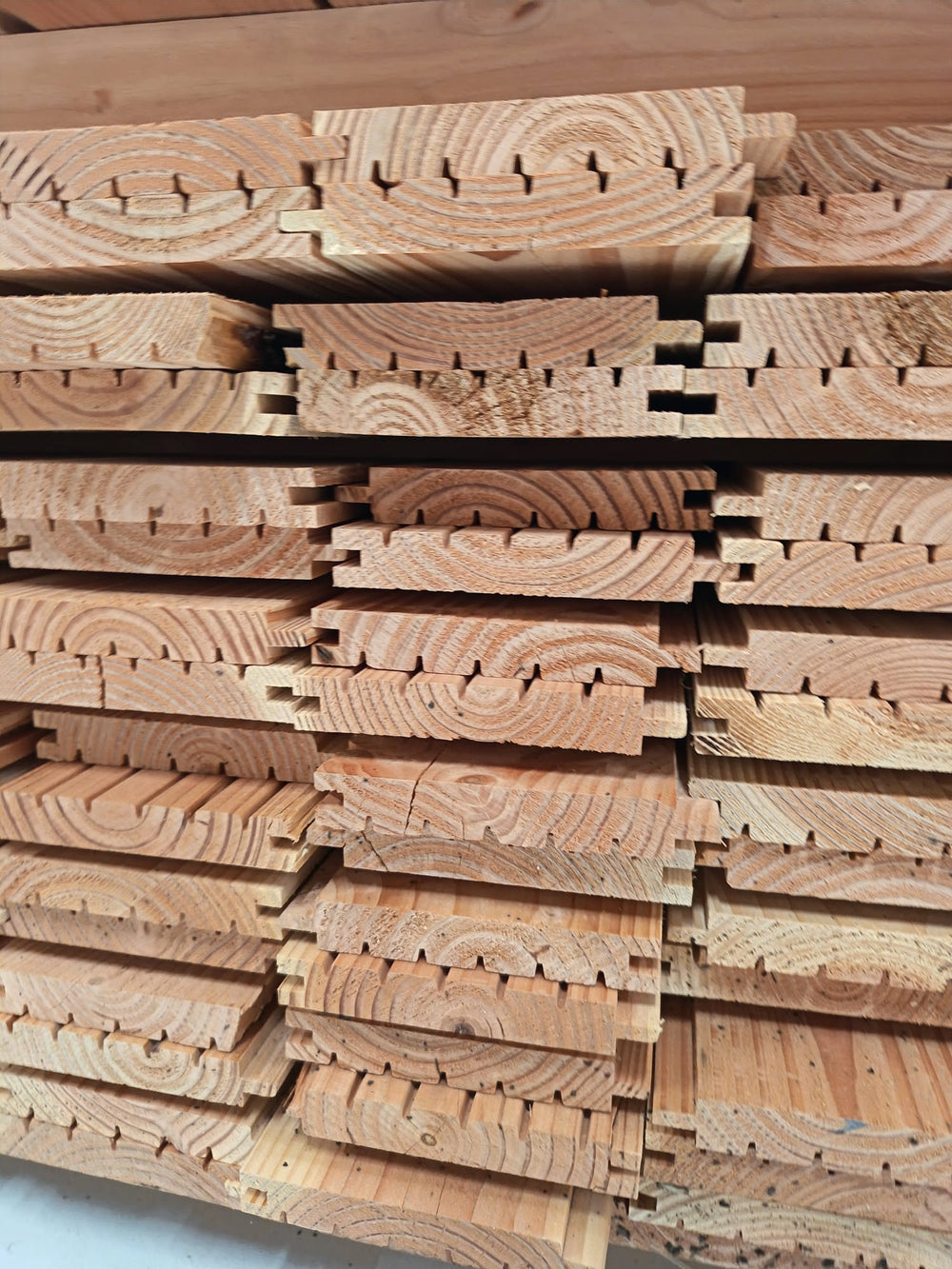 Bardage douglas (profil Lima) - 22x135 - L=2,5m