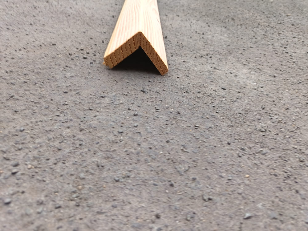 Cornière d'angle douglas - 68x68 - L=3m
