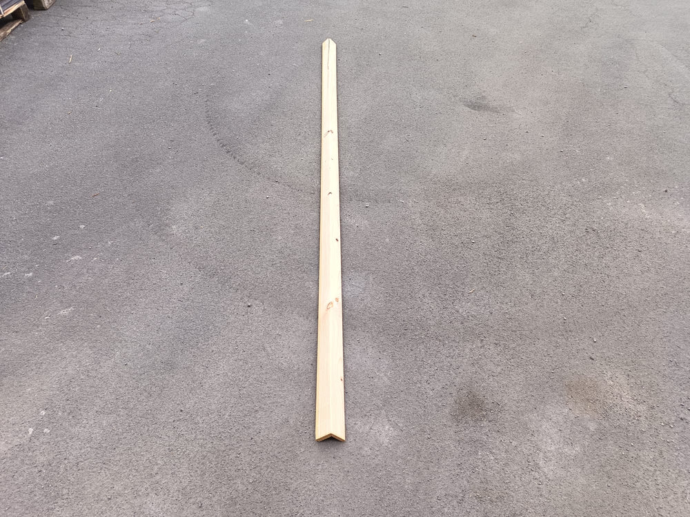 Cornière d'angle douglas - 68x68 - L=3m