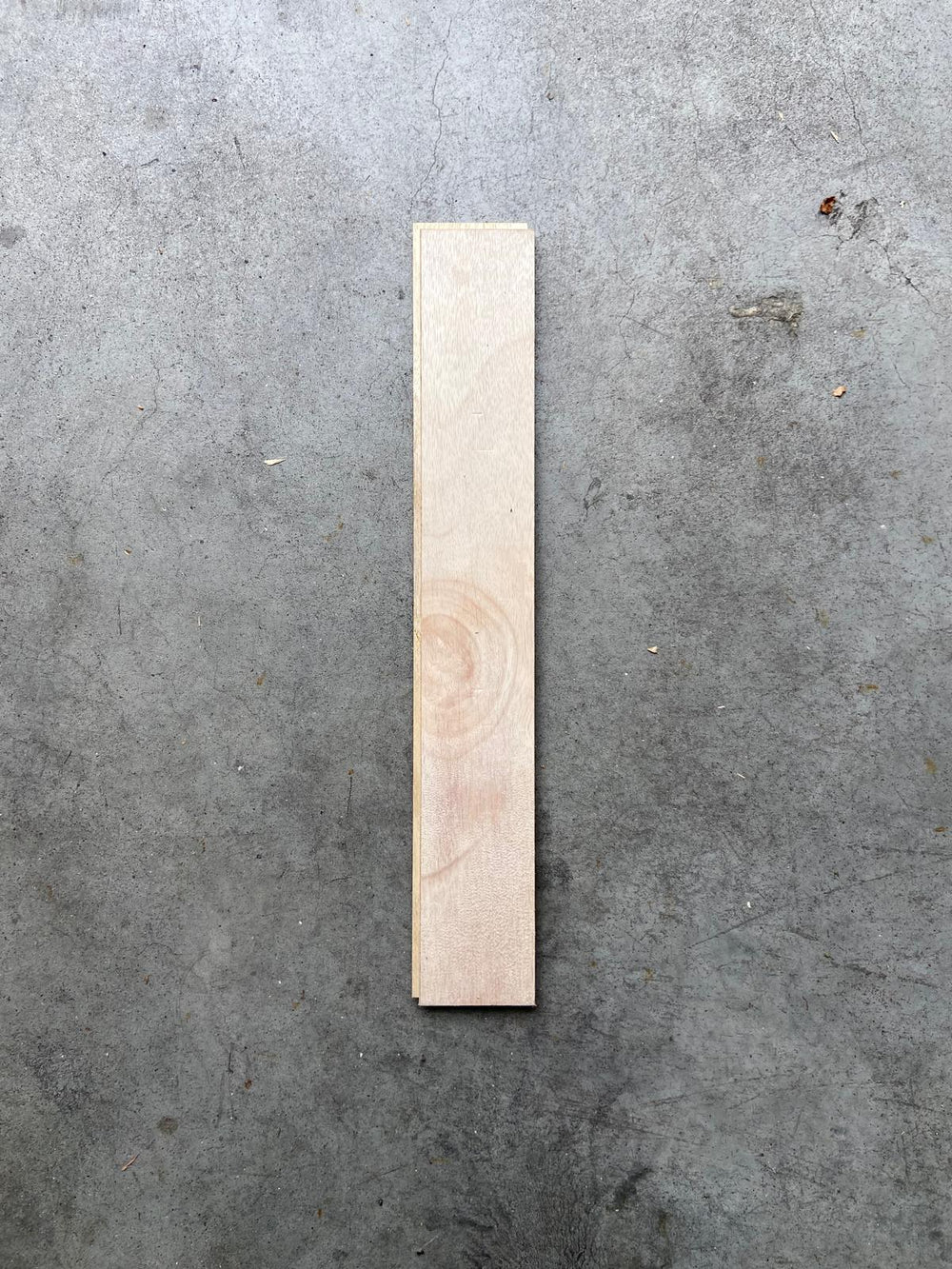 Contrecollé Bâton Rompu chêne européen verni incolore - 600 x 90 x 14/3 mm (24 lames / botte)