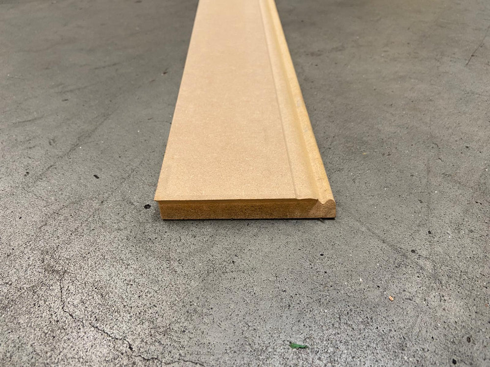 Plinthe MDF brut mouluré - 14x120 - L=2,4m