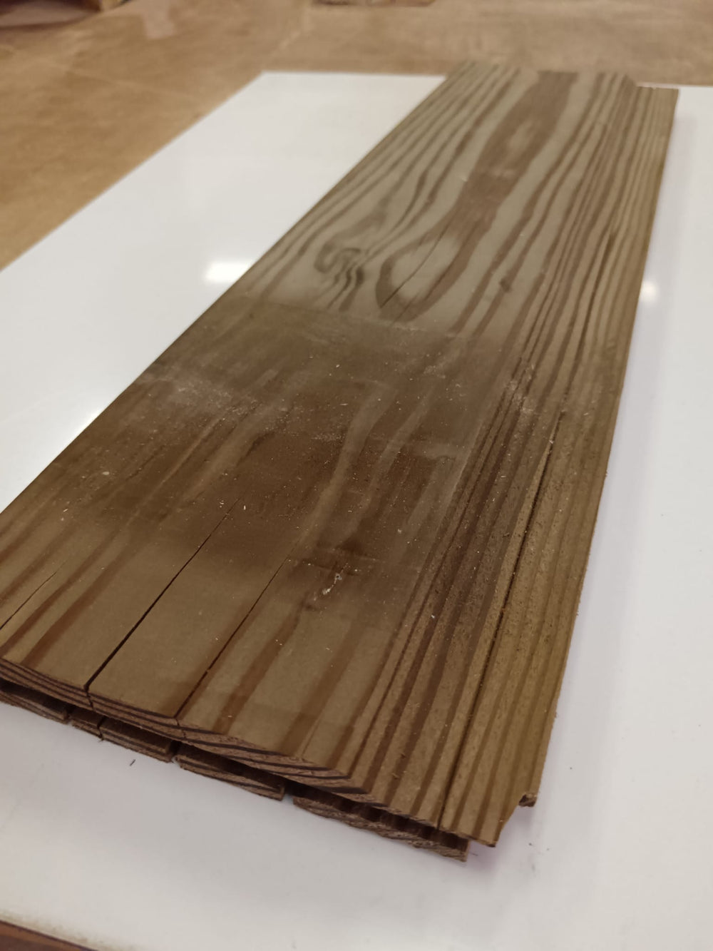 Bardage douglas traité classe 3 brun - 21x120 - L=4,0m