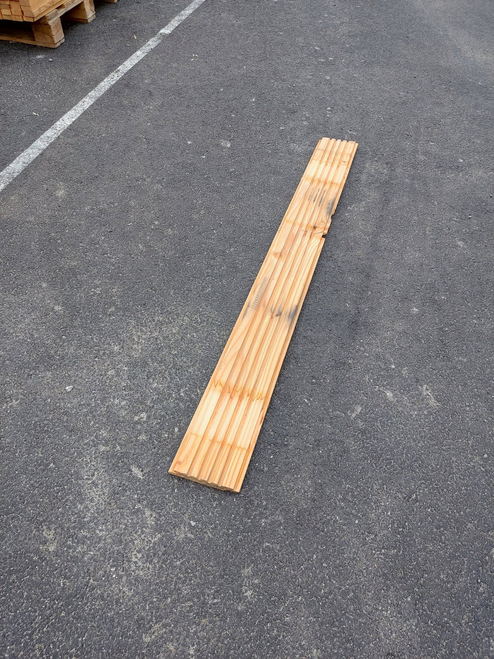 Bardage essence diverses - 21x122 - L=1.4m (profil Vision)