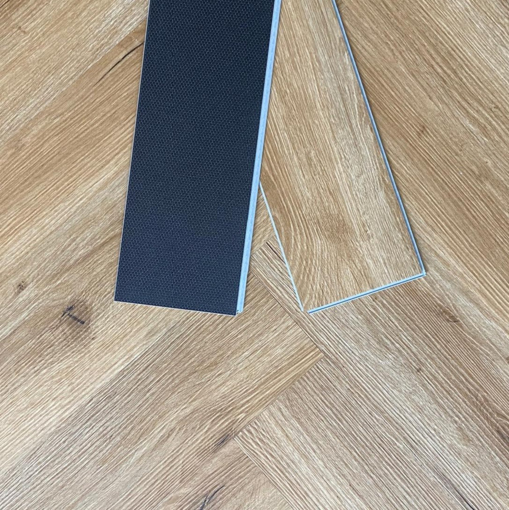 Sol PVC-SPC Baton Rompu Chene Herewin usage résidentiel 640 x 128 × 5mm sous-couche intégrée