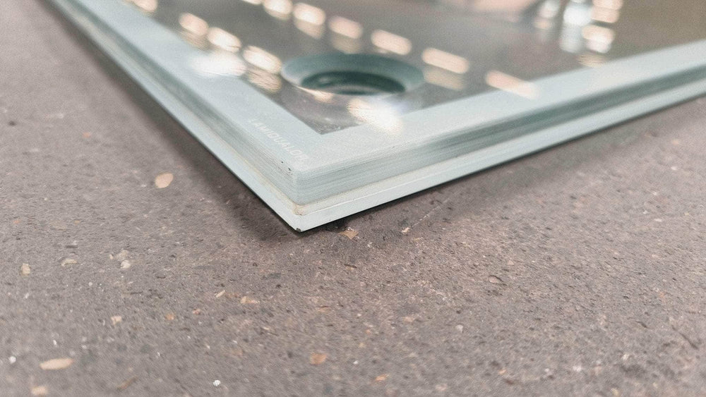 Carreaux de verre, double Epaisseur 737 x 737 mm ép: 12mm avec trous