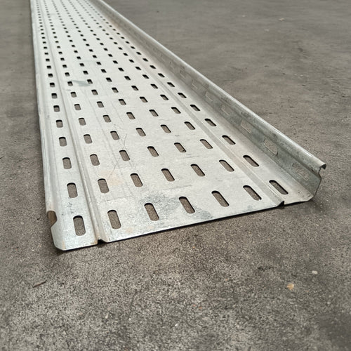 Chemin de câble acier - 215 x 35 - L=2m - GEWISS (dalle)