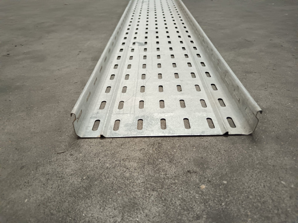Chemin de câble acier - 215 x 35 - L=2m - GEWISS (dalle)