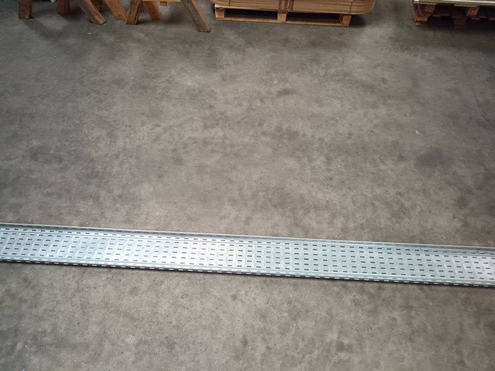 Chemin de câble acier - 215 x 35 - L=3m - GEWISS (dalle)