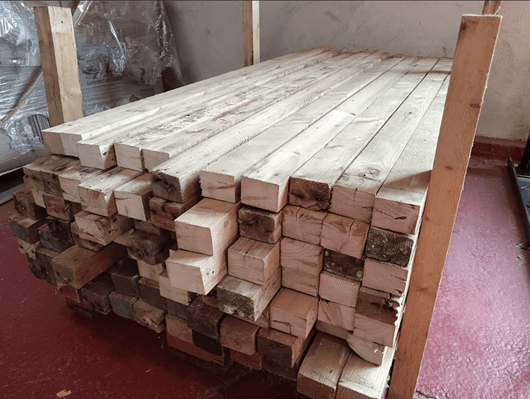 Chevron epicéa bois massif - 45 x 65 - L=1,4m (déconstruction)