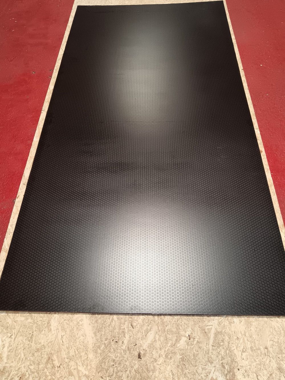 Contreplaqué filmé antidérapant - 2440 x 1220 x 15 mm (sans défaut)