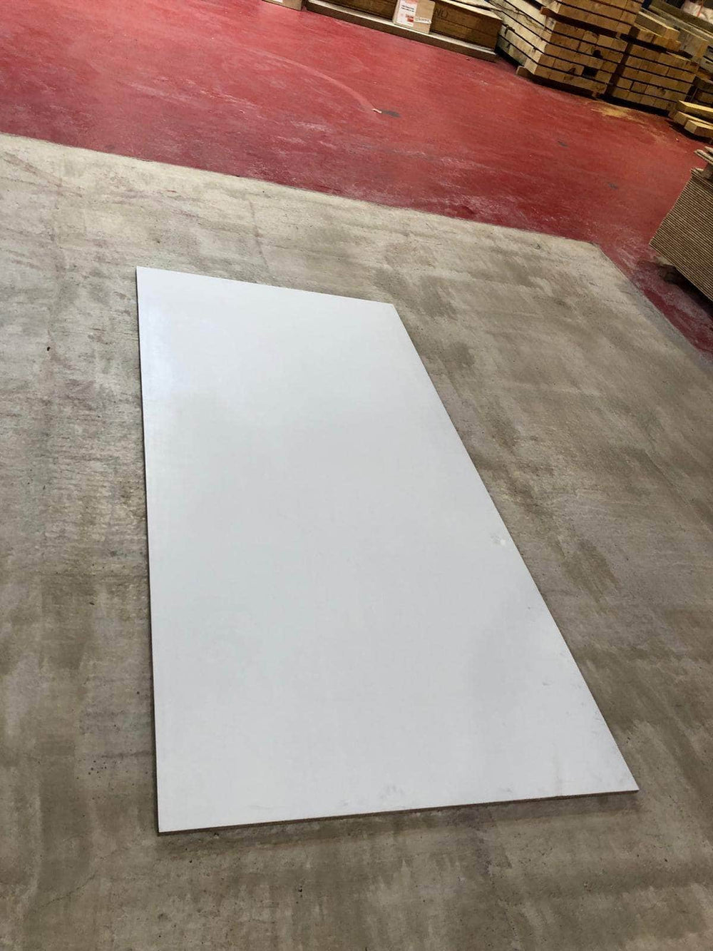 Contreplaqué okoumé filmé blanc - 2500 x 1220x 12 mm (défaut visuel)