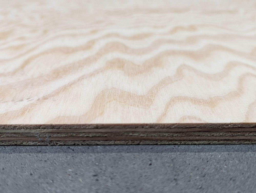 Contreplaqué pin maritime - 2440 x 1220 x 09 mm (défaut visuel)