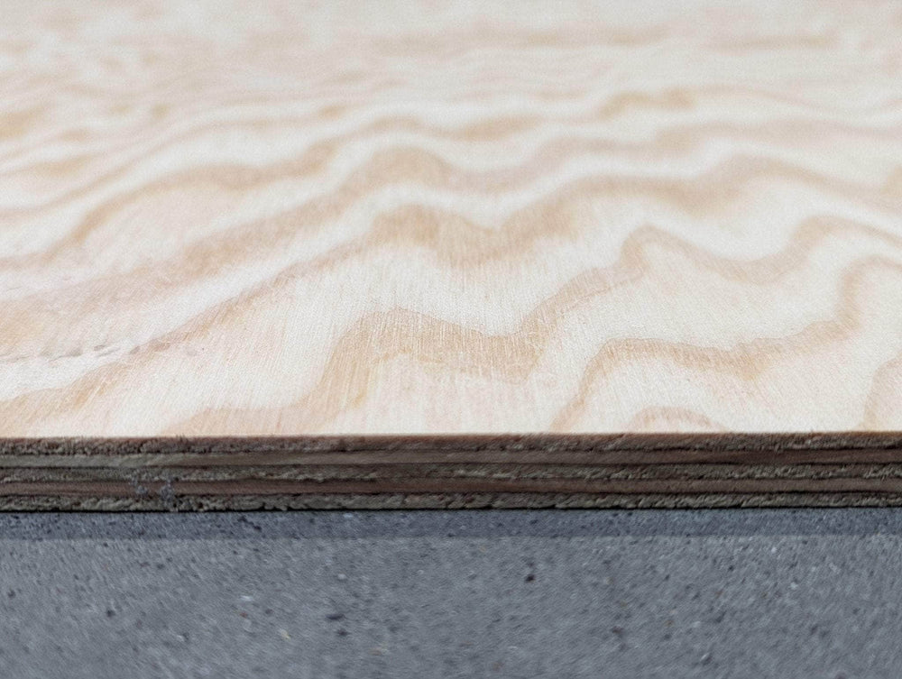 Contreplaqué pin maritime - 2440 x 1220 x 10 mm (défaut visuel)