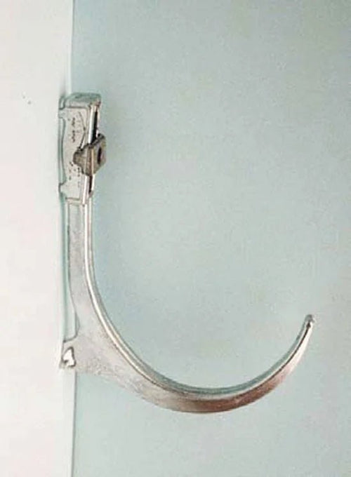 Crochet 101 fixation réglable pour canalisation d'évacuation en fonte ou PVC diamètre 125 - 135 réf 101125