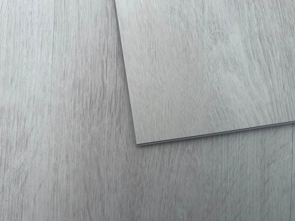 Echantillon de sol PVC clipsable Chêne Gris Béton
