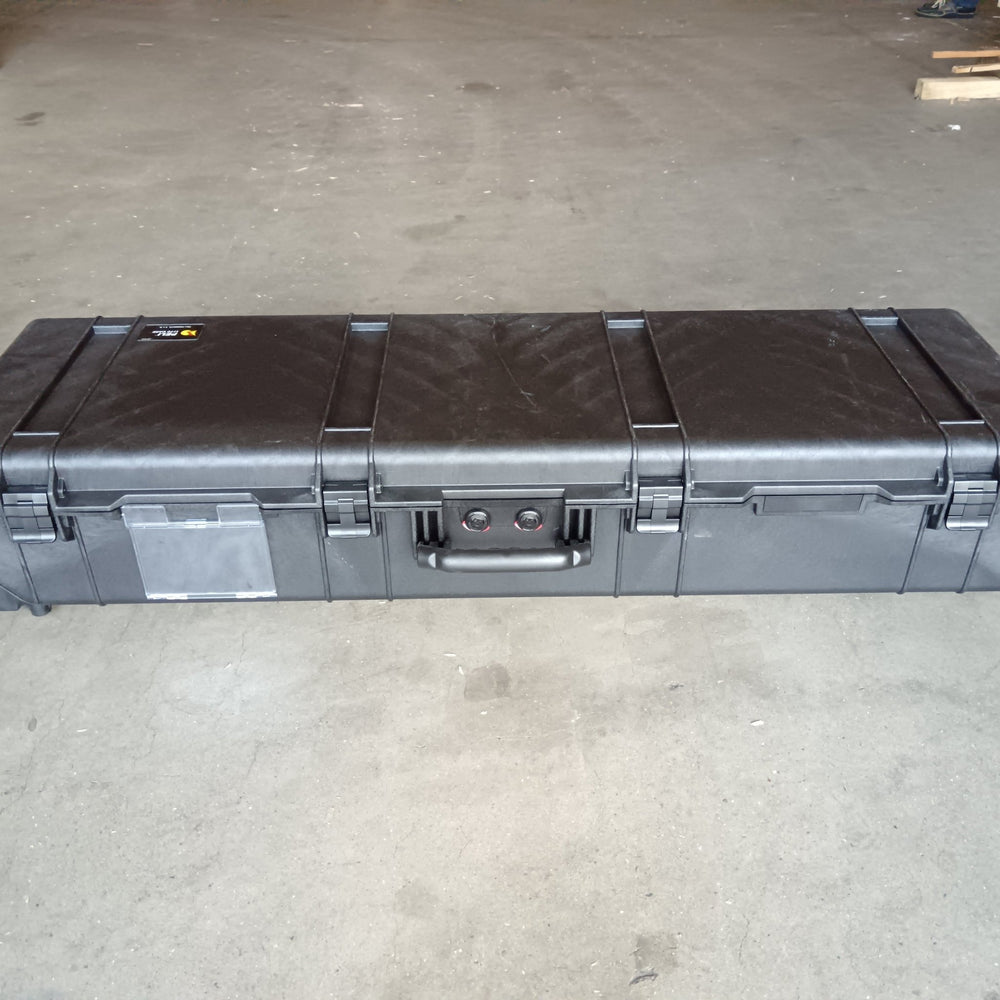 Grande valise neuve noir plastique - 470 x 270 - L=1.5m