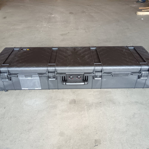 Grande valise neuve noir plastique - 470 x 270 - L=1.5m