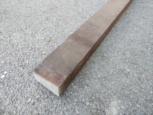 Lambourde bois exo Iroko classe 4 - 37x70 - L=2,05m