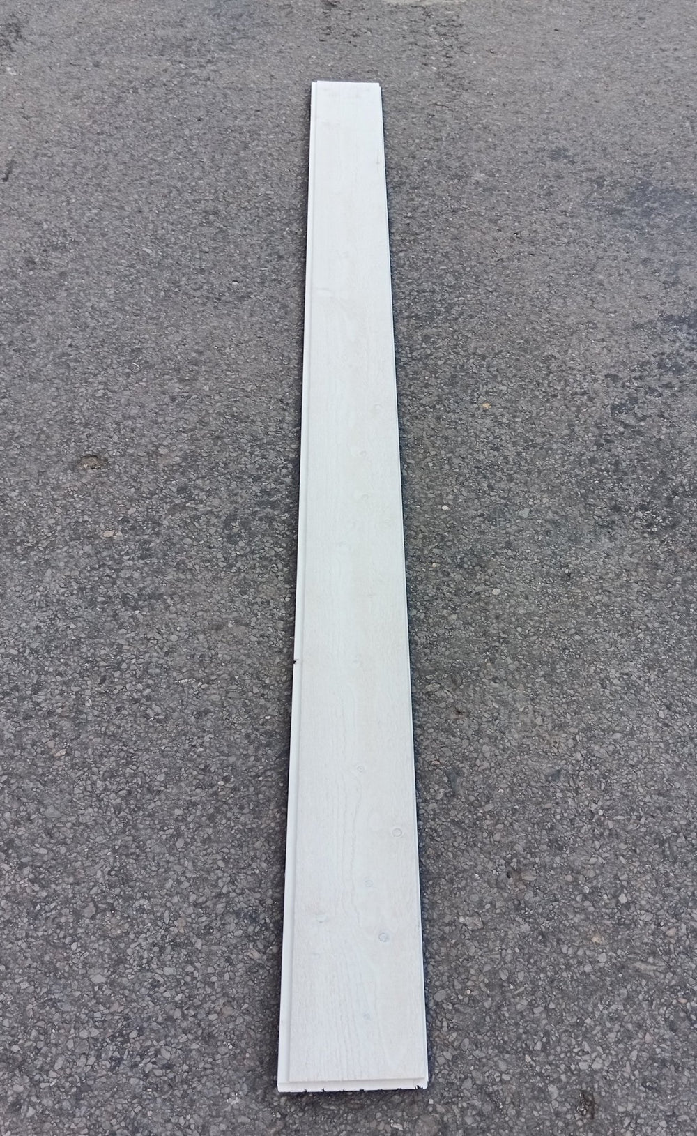Lambris peint en blanc brut de sciage - 12 x 135 - L=2,05m
