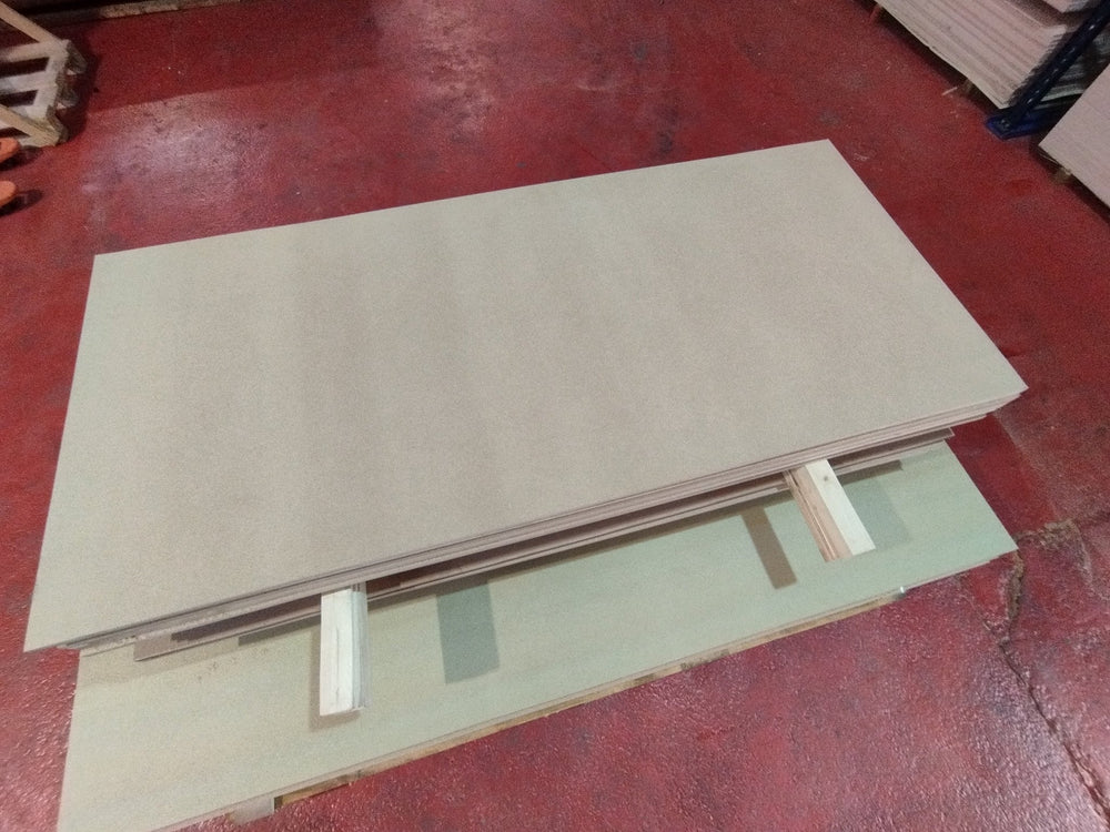 Panneau MDF - 2070 x 930 x 16 mm