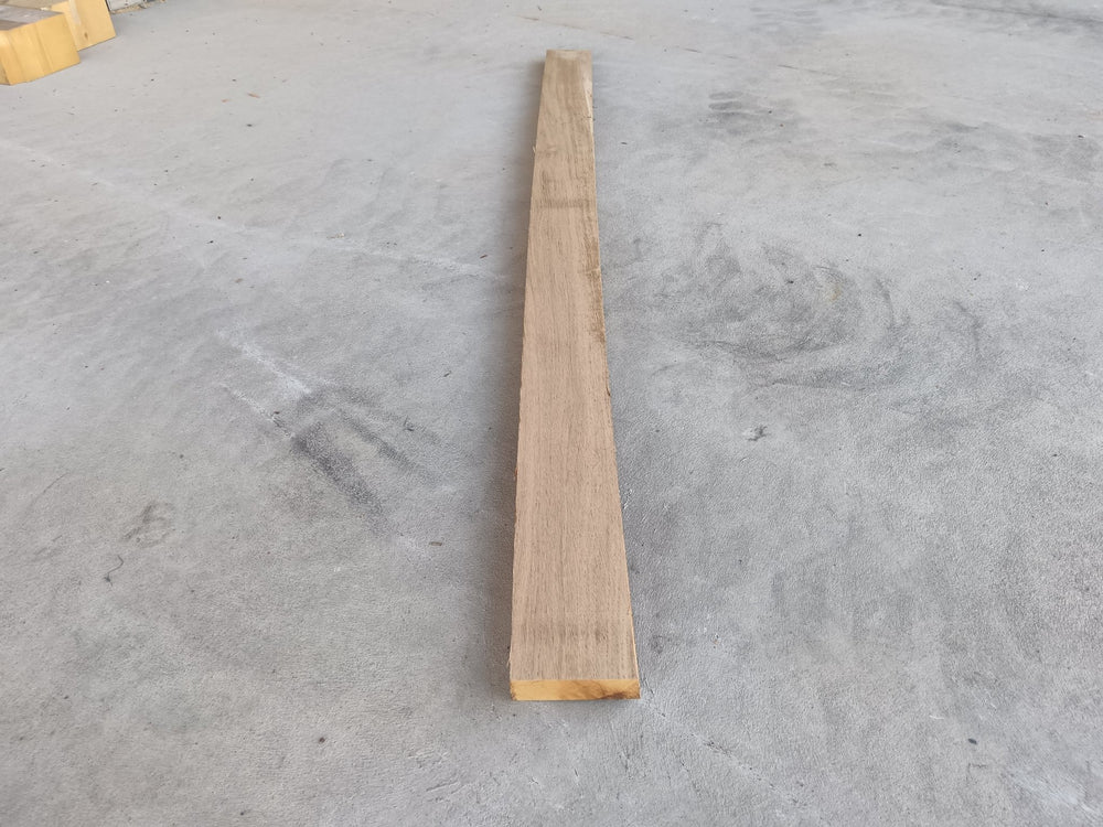 Planche bois massif chêne - 80 x 24 - L=1.4m (raboté 2 faces)