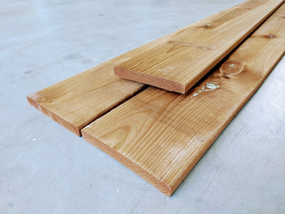 Planche rabotée blanche pin classe 4 marron - 19x145 - L=4m